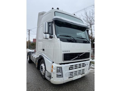 VOLVO FH12 460 mega vontató jelenleg normál