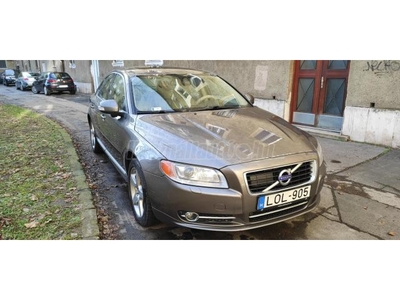 VOLVO S80 2.4 D [D5] AWD Summum Geartronic