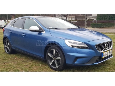 VOLVO V40 1.5 [T2] R-Design Momentum Geartronic