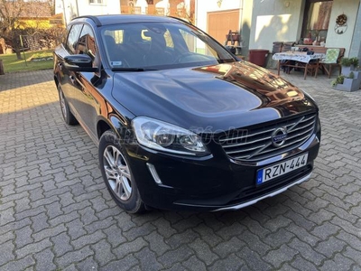 VOLVO XC60 2.0 D [D3] Momentum FWD Ülésfűtés. digit klíma. navigáció. szervízkönyv. vezérlés lecserélve