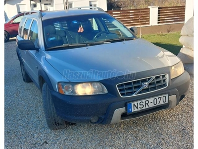 VOLVO XC70 2.4 D [D5] AWD Momentum (Automata)