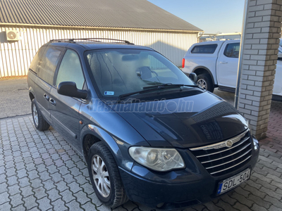 CHRYSLER VOYAGER 2.5 CRD SE (7 személyes )