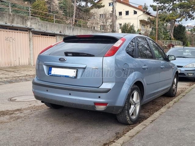 FORD FOCUS 1.8 FFV Ghia