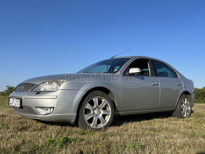 FORD MONDEO 2.0 Ghia