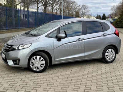 HONDA JAZZ 1.4 Elegance CVT Végig Szervizkönyves! Sok Extrával!