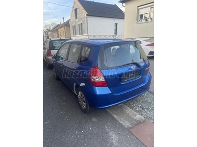 HONDA JAZZ 1.4 LS