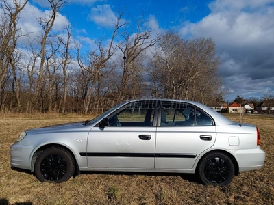 HYUNDAI ACCENT 1.3 LS Cool