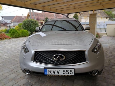 INFINITI QX70S 3.7 V6 Premium (Automata) EU6