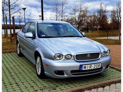 JAGUAR X-TYPE 2.2 D Executive (Automata)