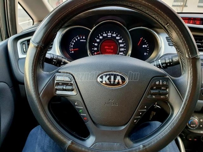 KIA CEE'D 1.4 CVVT EX