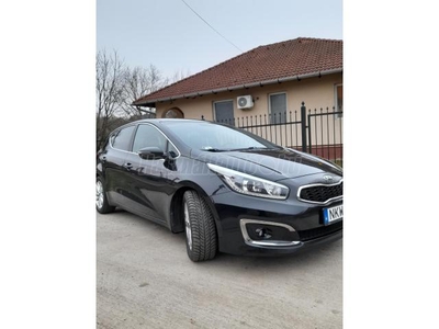 KIA CEE'D 1.6 CRDI EX Limited DCT Magyar sérülésmentes friss műszaki Euro VI