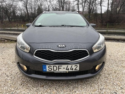 KIA CEE'D 1.6 GDI Limitált Prémium kivitel . benzines . szervizelt