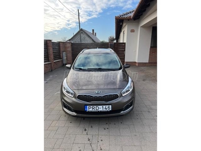 KIA CEE'D 1.6 GDI Silver