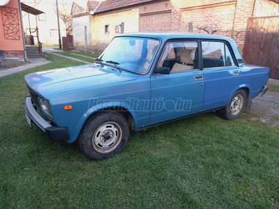 LADA 2105