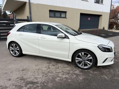 MERCEDES-BENZ A 180 Urban 7G-DCT