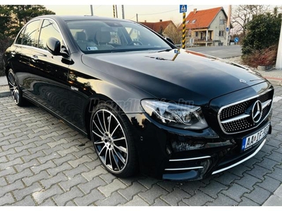 MERCEDES-BENZ E 400 4Matic 9G-TRONIC