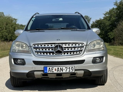 MERCEDES-BENZ ML 350 (Automata) SPORTFUTÓMŰ-BRABUS KIPUFOGÓ-NAVI-MAGYAR RENDSZÁM-TÖRZSKÖNYV!