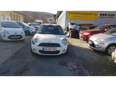 MINI MINI ONE 1.6 Digit.klíma-10db légzsák-ESP