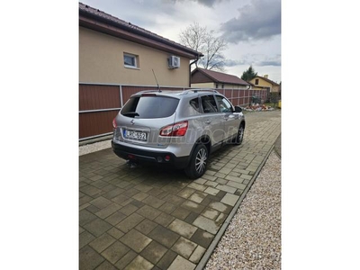 NISSAN QASHQAI 1.5 dCi i-Way Vonóhorog. tolatókamera. panorámatető