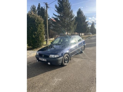 OPEL ASTRA F 1.6 16V GL