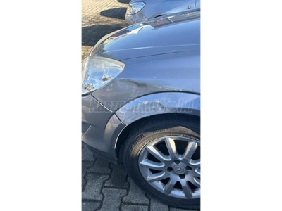 OPEL ASTRA H 1.4 Essentia