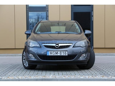 OPEL ASTRA J 1.4 T Active