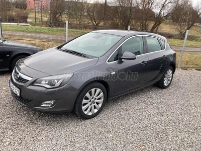 OPEL ASTRA J 2.0 CDTI Cosmo