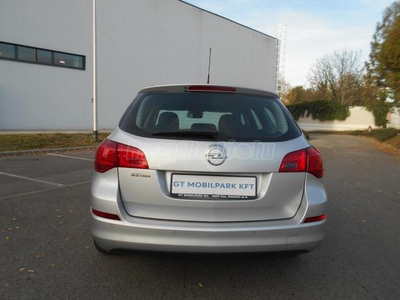 OPEL ASTRA J Sports Tourer 1.6 Active TEMPOMAT-ÜLÉSFŰTÉS-TOLATÓRADAR !!