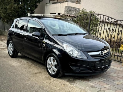 OPEL CORSA D Benzin. 111 éves limitált széria. 5-ajtós