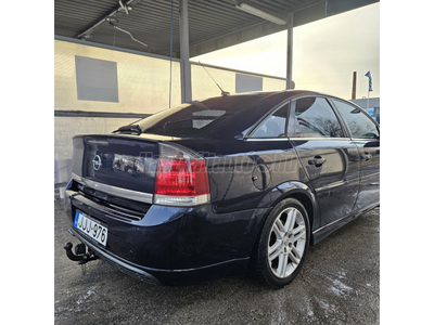 OPEL VECTRA C 1.8 Design