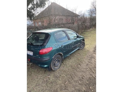 PEUGEOT 206 1.4 Presence