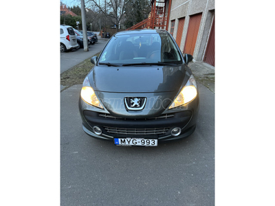 PEUGEOT 207 1.4 VTi Trendy