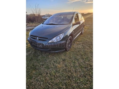 PEUGEOT 307 2.0 HDi XT