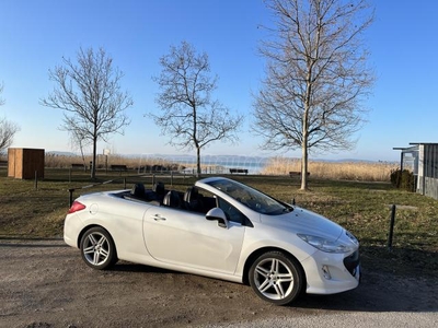 PEUGEOT 308 CC 1.6 HDi Premium Pack