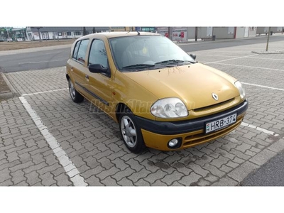 RENAULT CLIO 1.4 16V Tech Run