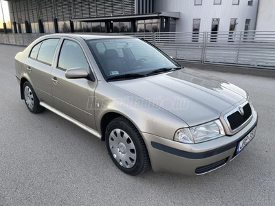 SKODA OCTAVIA 1.4 Classic 1U