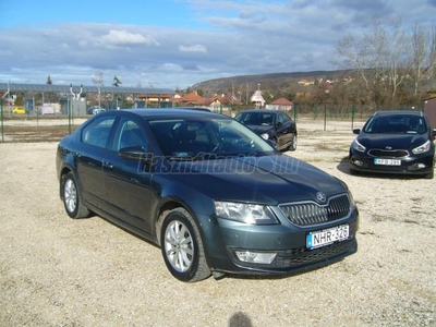 SKODA OCTAVIA 1.4 TSI Style SZERVIZKÖNYV. TOLATÓRADAR. ÜLÉSFŰTÉS. TEMPOMAT. DIGIT.KLÍMA. ALUFELNI