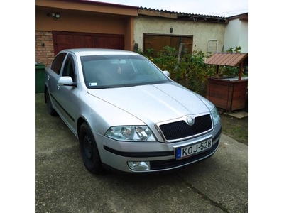 SKODA OCTAVIA 1.6 Ambiente