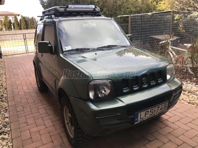 SUZUKI JIMNY 1.3 4WD AC CD 15''AW