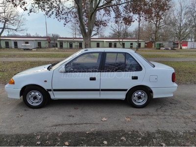 SUZUKI SWIFT Sedan 1.3 GLX