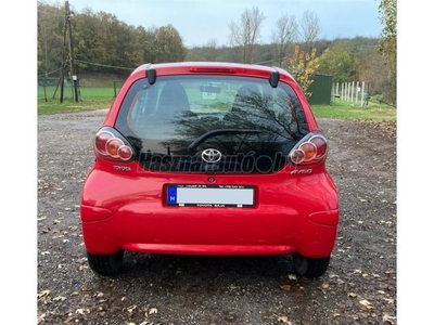 TOYOTA AYGO 1.0 Blue