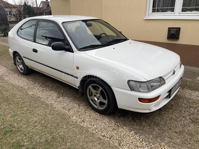 TOYOTA COROLLA 1.3 XLi Servo