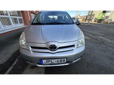 TOYOTA COROLLA VERSO 1.8 Linea Sol M-MT