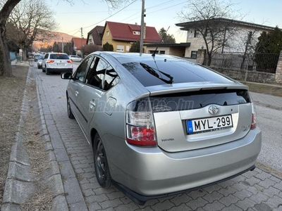 TOYOTA PRIUS 1.5 HSD Sol (Automata)