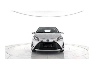 TOYOTA YARIS 1.5 VVT-i Hybrid Trend e-CVT 1. tulaj. Végig szervizelt. B.Mentes