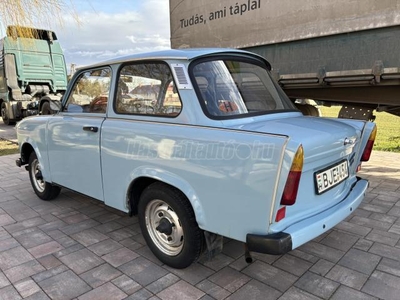 TRABANT 601 S