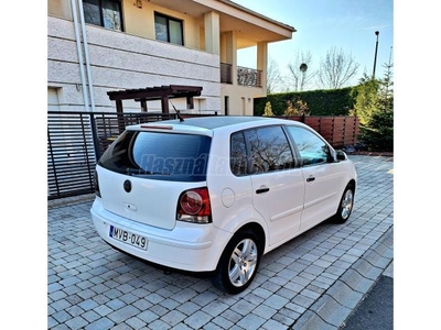 VOLKSWAGEN POLO IV 1.2 55