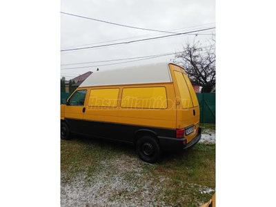 VOLKSWAGEN TRANSPORTER T4