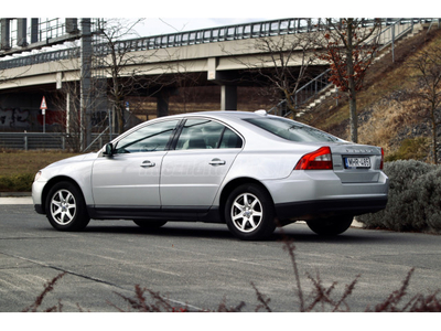 VOLVO S80 2.4 D [D5] AWD Kinetic Geartronic