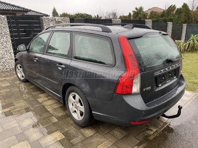 VOLVO V50 1.6 D DRIVe Momentum 198000km.Bőr.Tempomat.Navi!